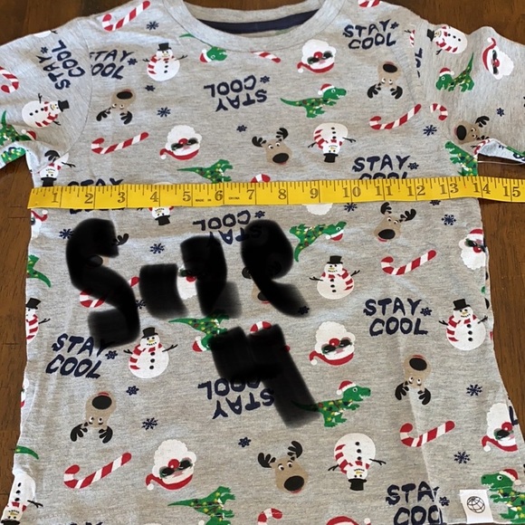 Free Planet Christmas T-Shirt - Picture 9 of 9